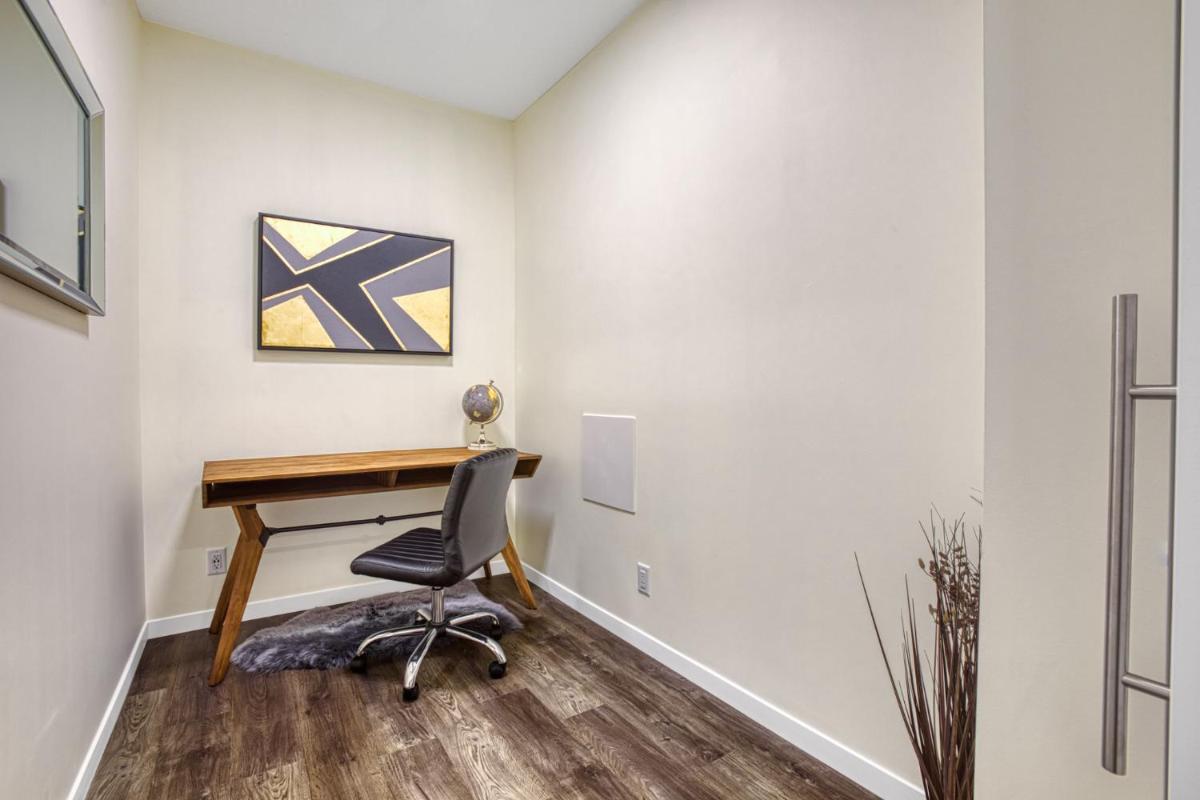 Posh Brand New Building w/Private office & Patio - Housity