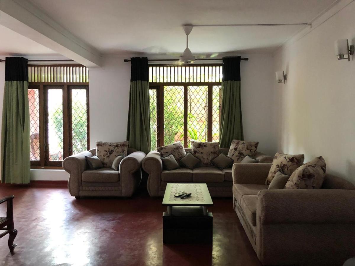 Central residence Rajagiriya-Entire House - Housity