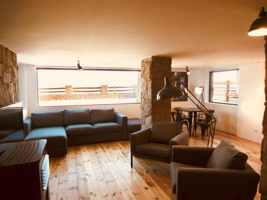 Mountain Chalet - Housity