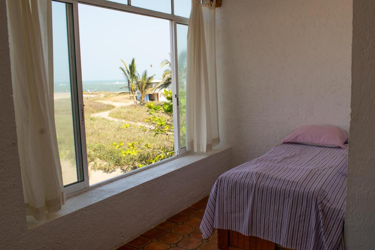Casa Roja, Tecolutla (frente al mar) - Housity