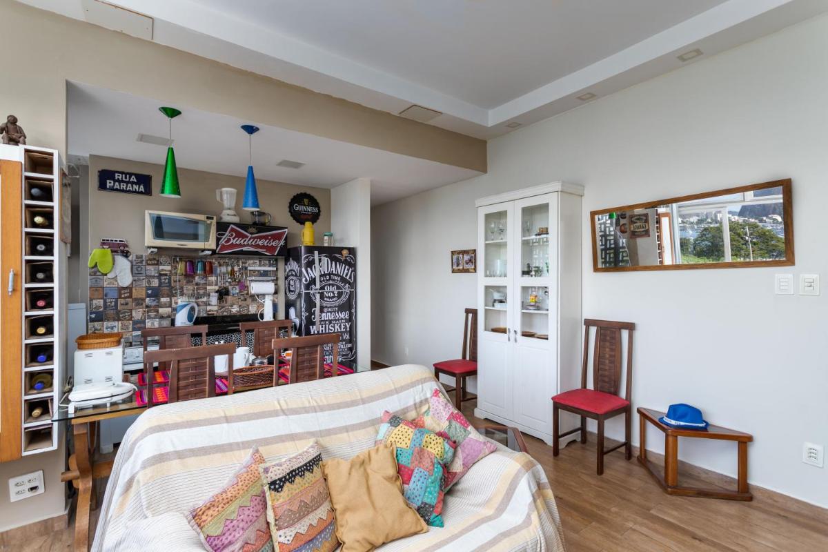 Charmoso Apartamento na Praia de Botafogo - Housity