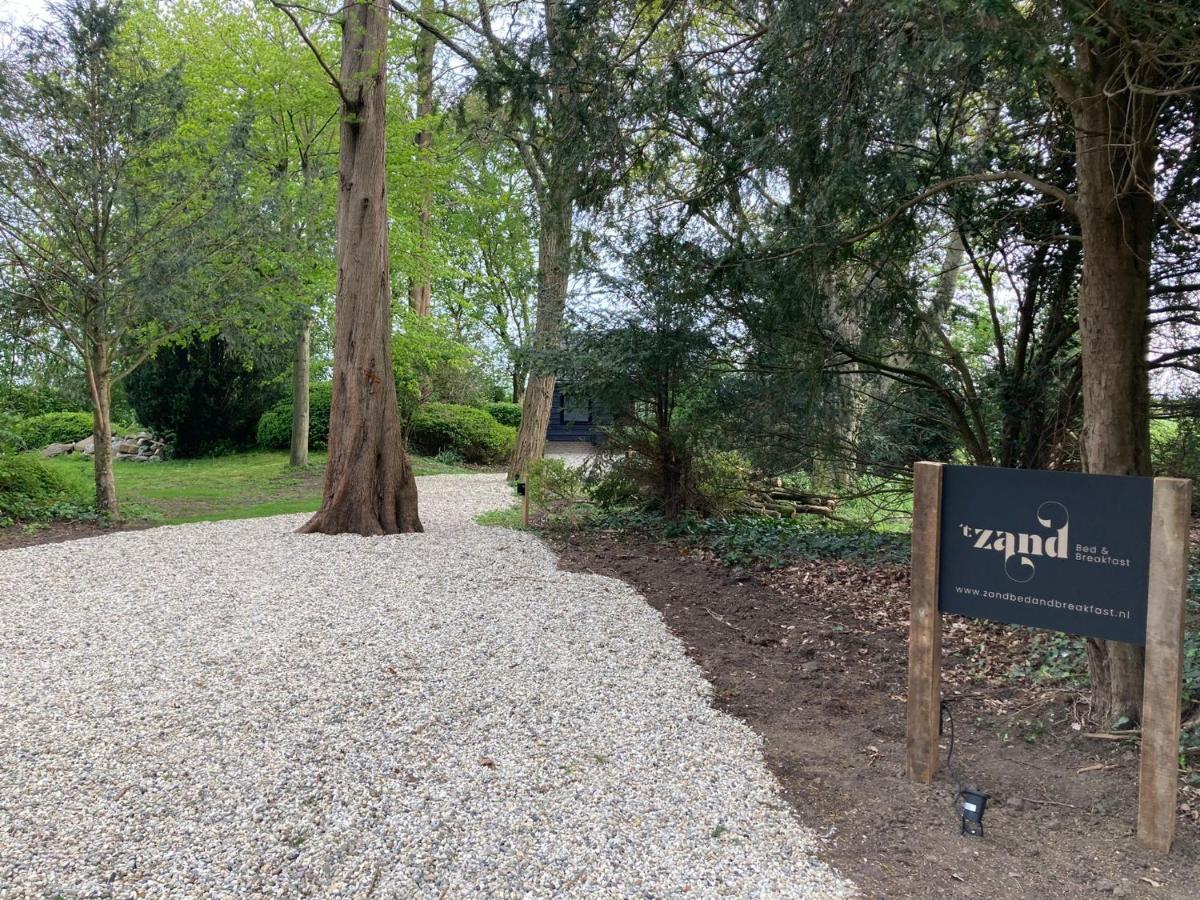 'T Zand Bed & Breakfast - Housity