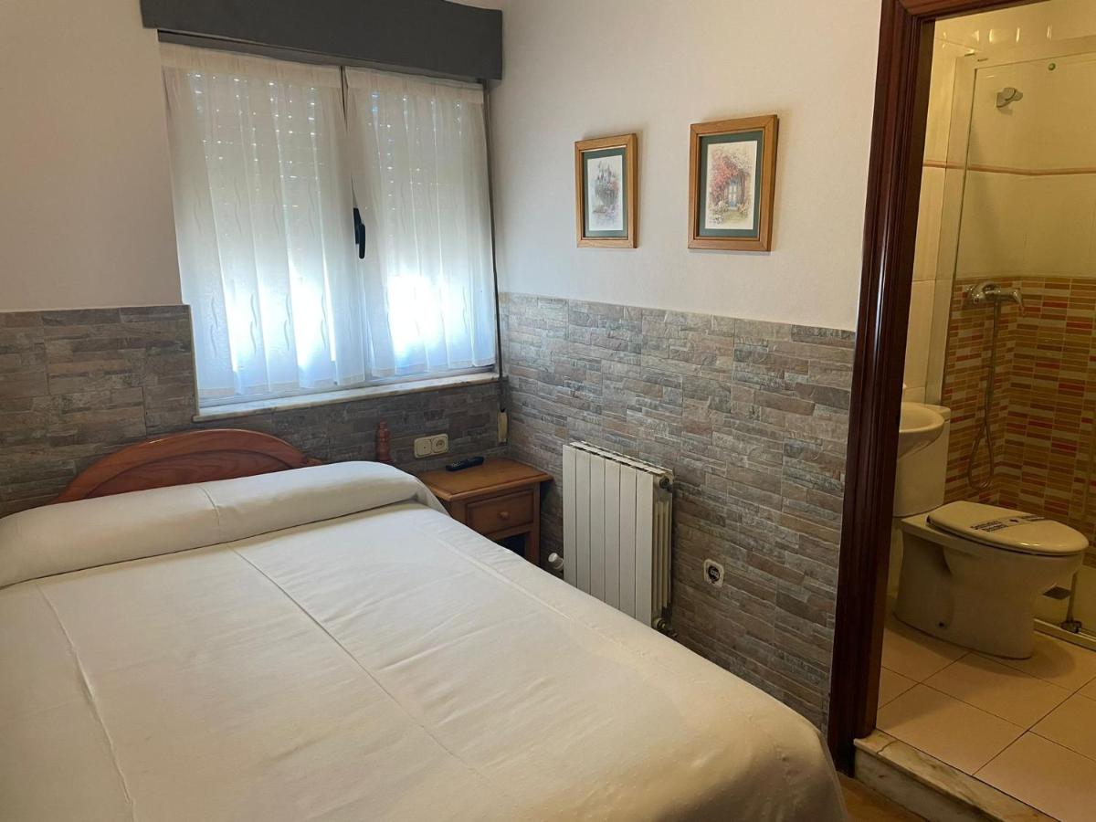 Pensión Serafín - Housity