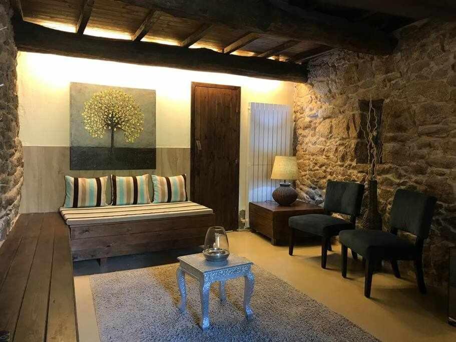 Hotel rural casal de mouros - Housity