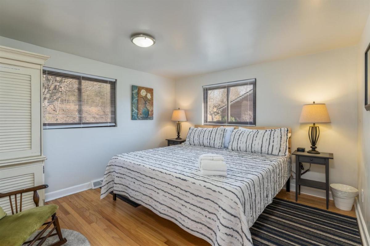 Carolina Blue Retreat - Housity