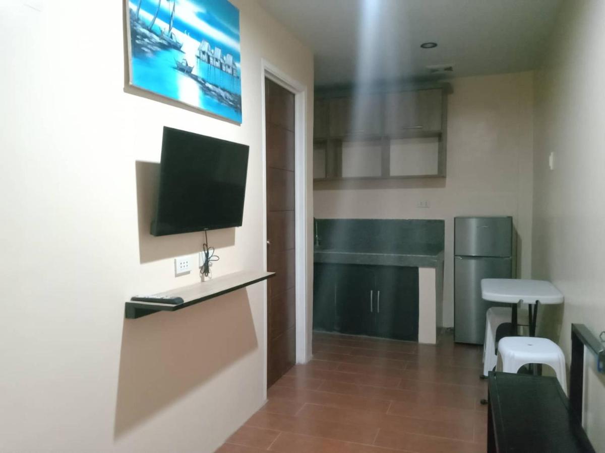 RedDoorz @ JJ & KAYE APARTMENT - Housity