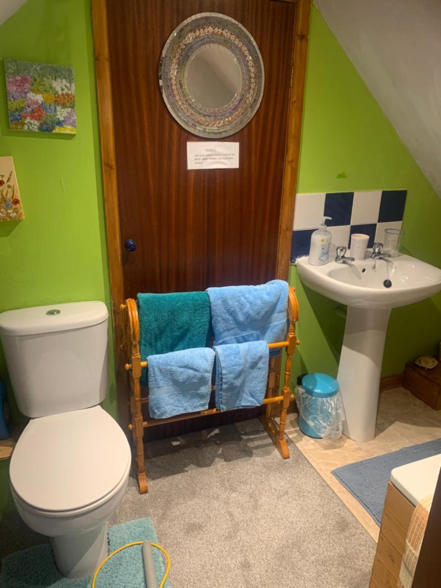 Heathergate Cottage Dartmoor BnB - Housity