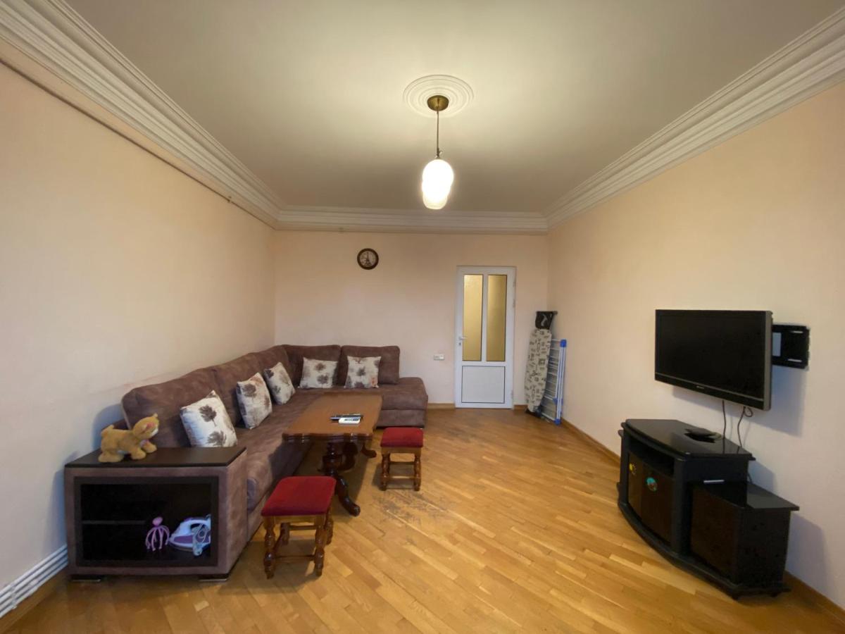 Saryan street, 1 bedroom Comfortable, Renovated apartment SA650 - Housity