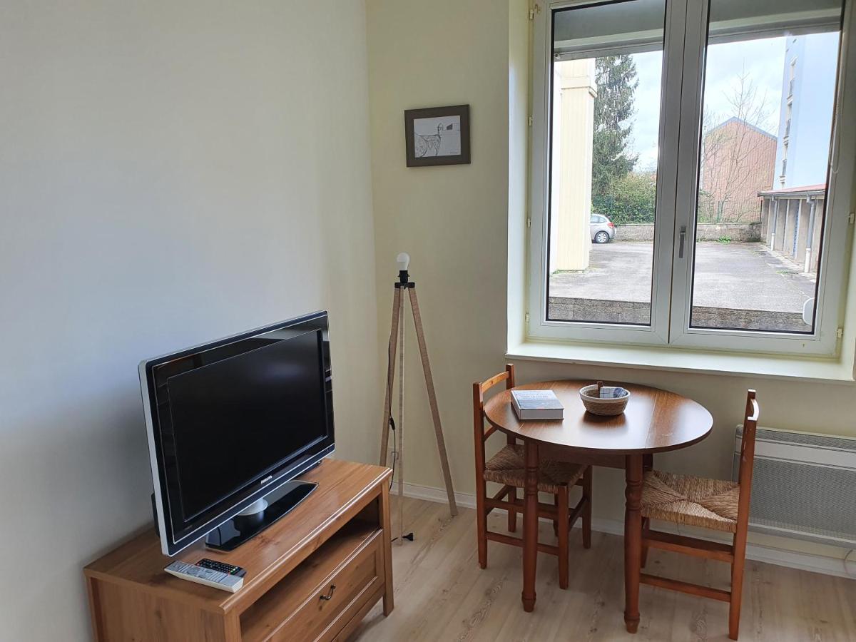 Le Comtois, studio au calme proche de la gare - Housity
