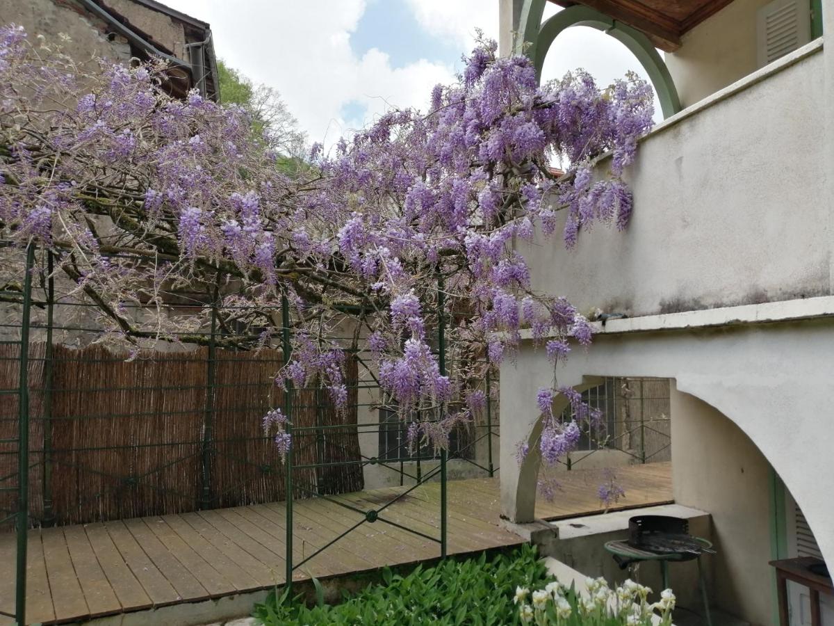 Au fil de l'eau - Housity
