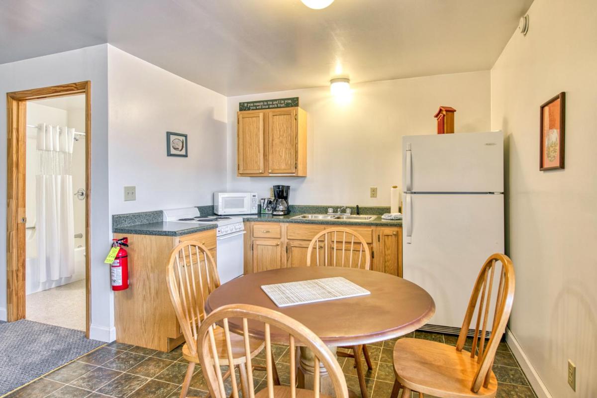 Campground Apts - Housity