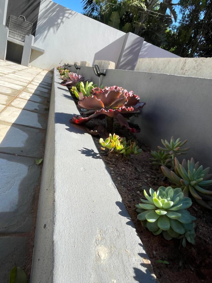 Guest house on Gillian Unit 1 - Housity