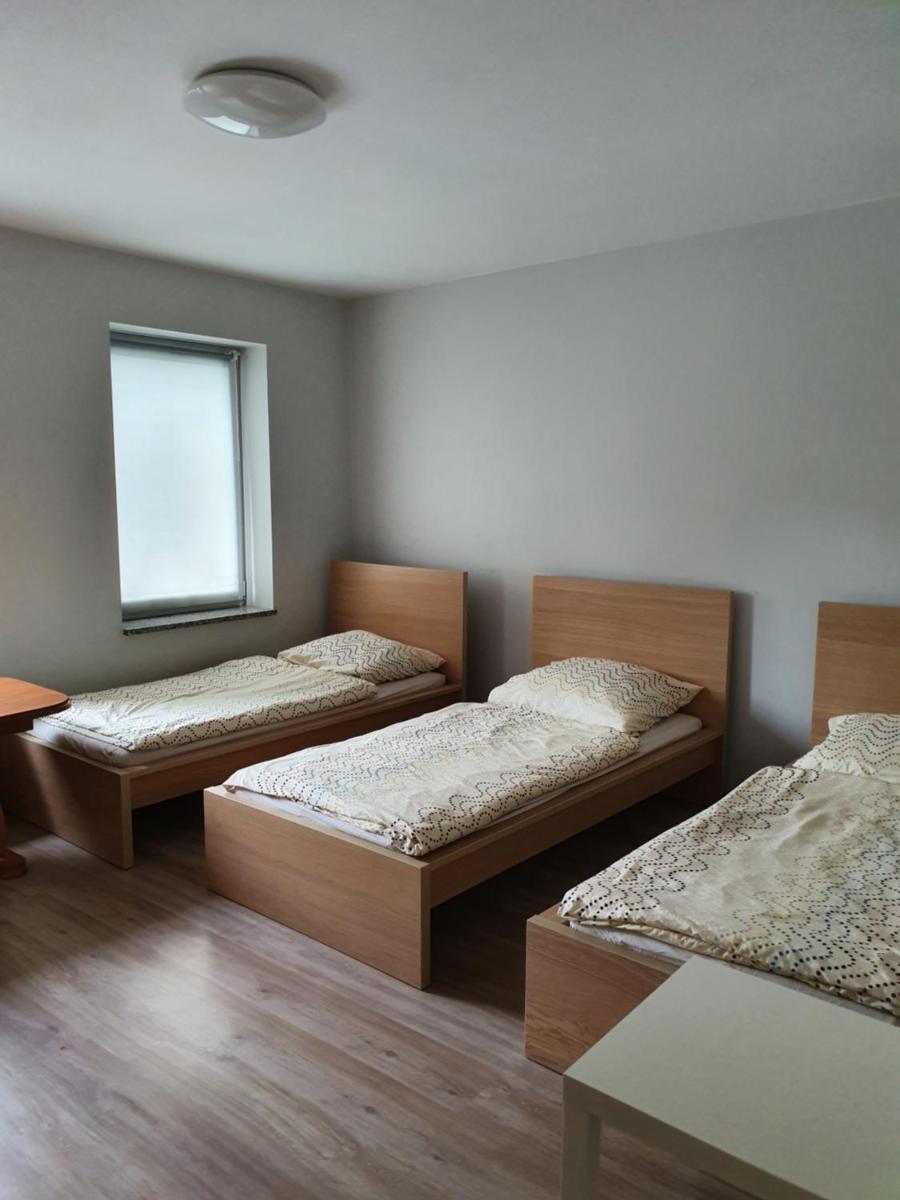 Kamienica Żerniki Wrocławskie - Housity