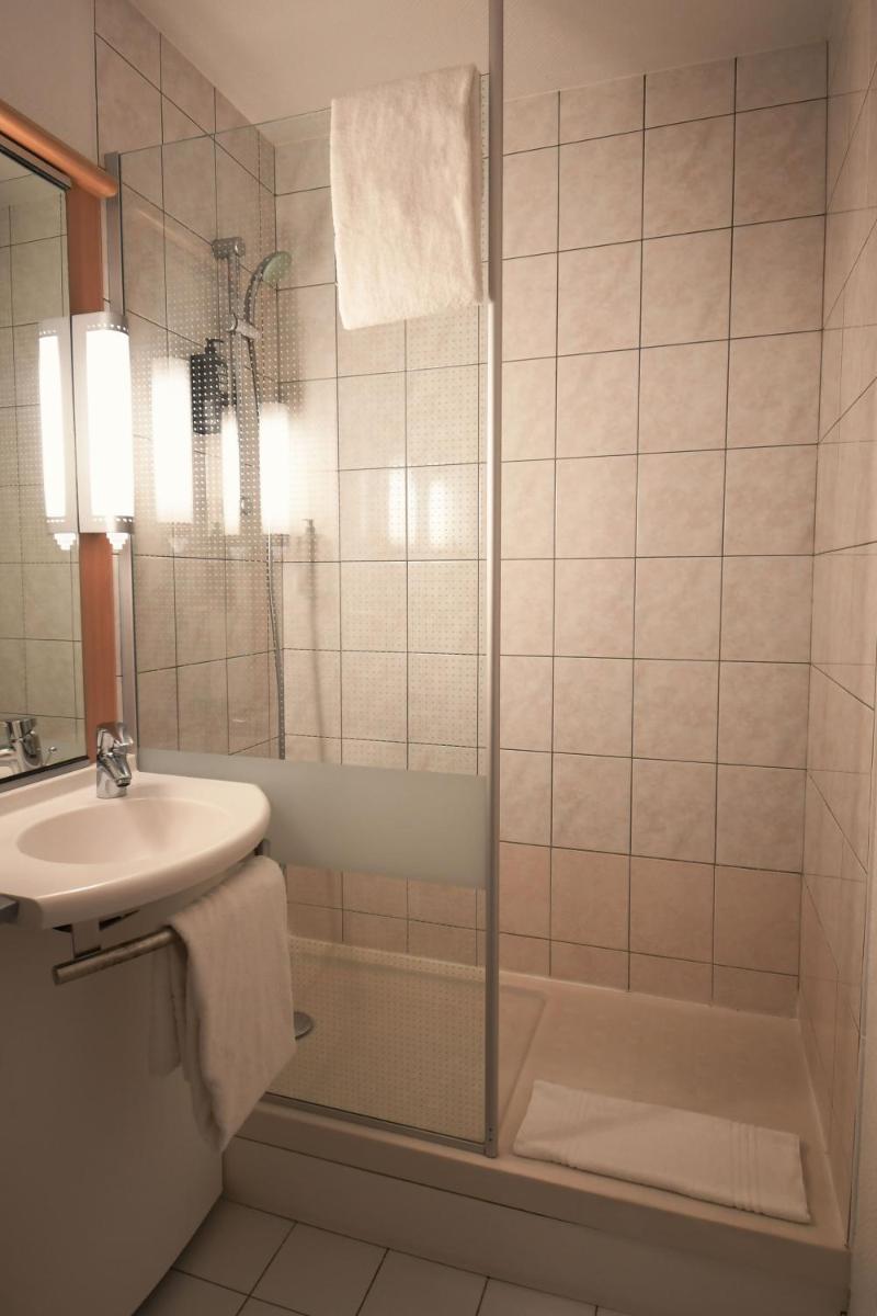 ibis Saintes - Housity