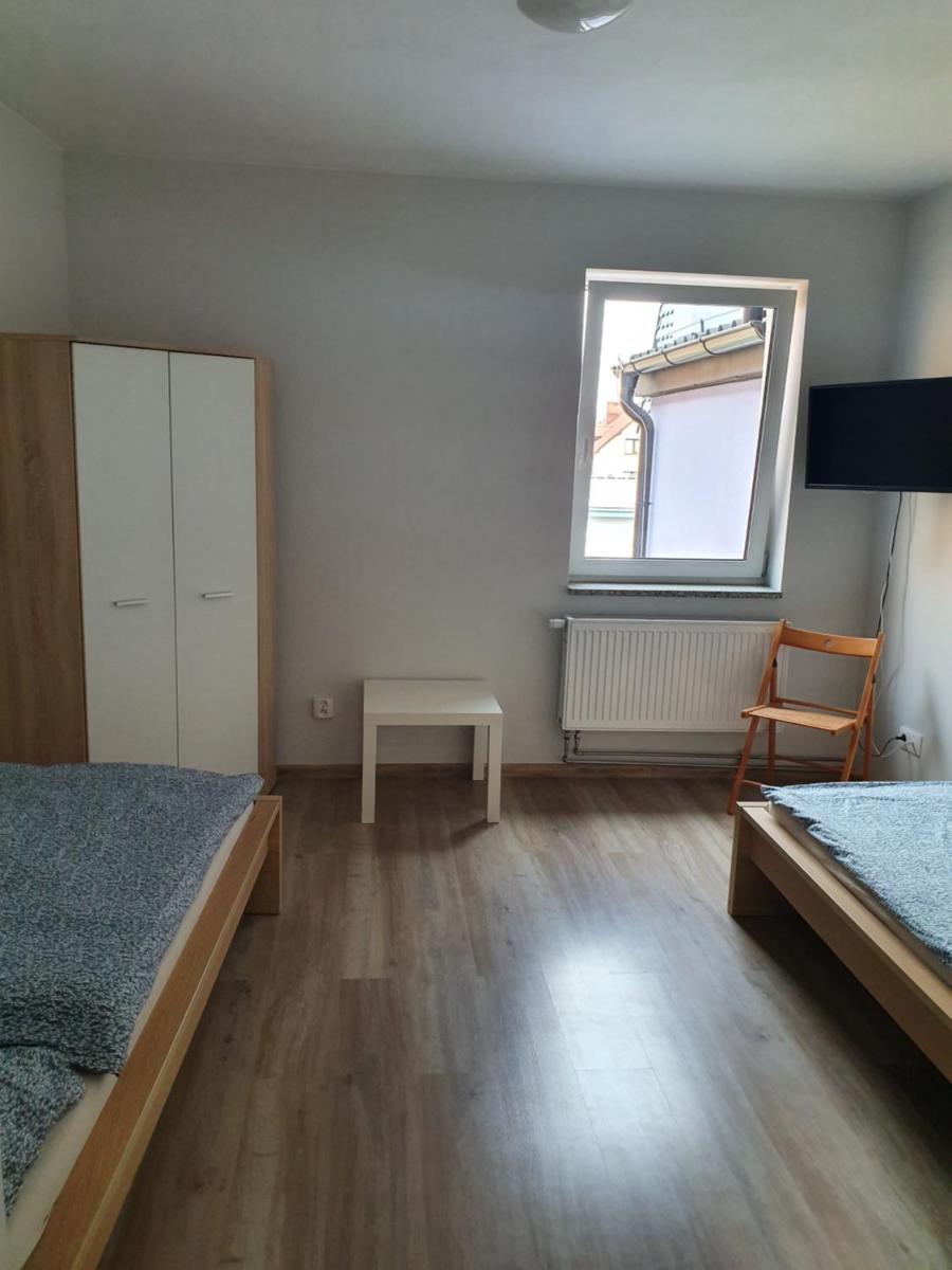 Kamienica Żerniki Wrocławskie - Housity