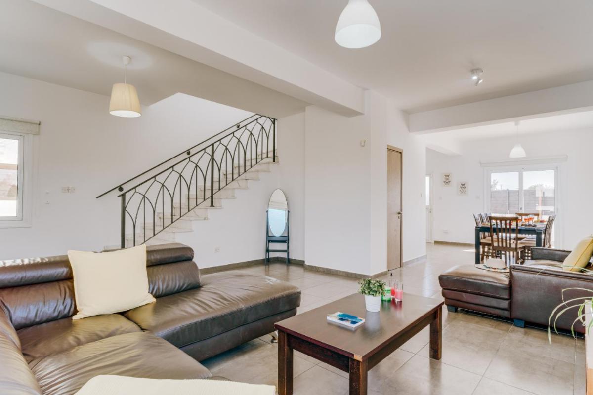 Villa Rena - Housity