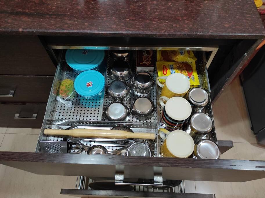 1BHK AC Service Apartment 116 - Housity