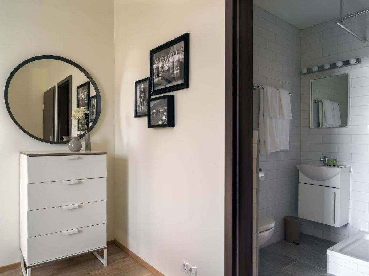Salt Guesthouse - Hizvo