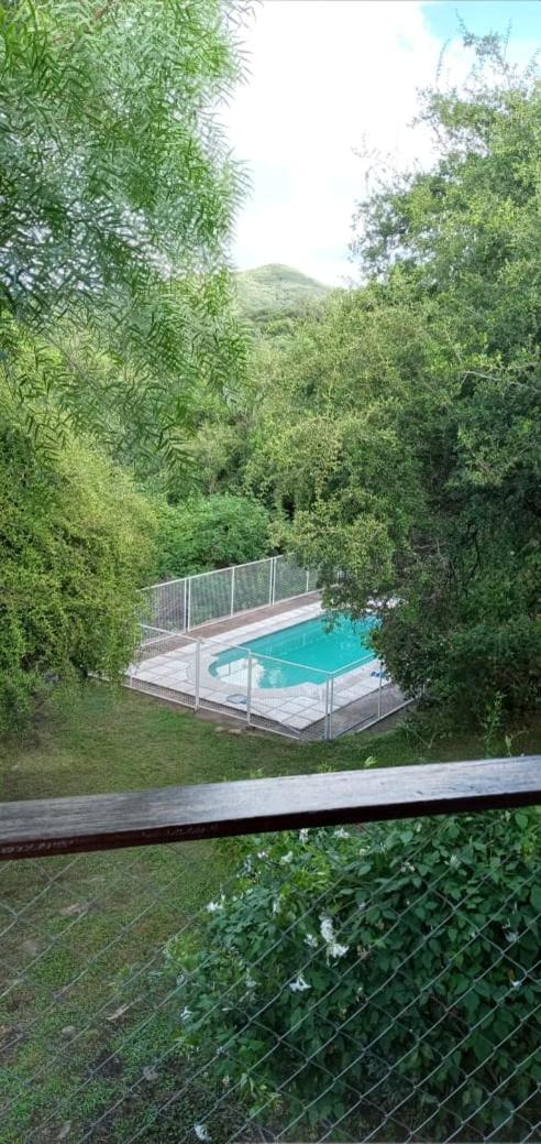 Cabaña con Pileta Sobre Camino Del Cuadrado En La Montaña Con Vistas Increíbles - Cerca De Todo - Housity
