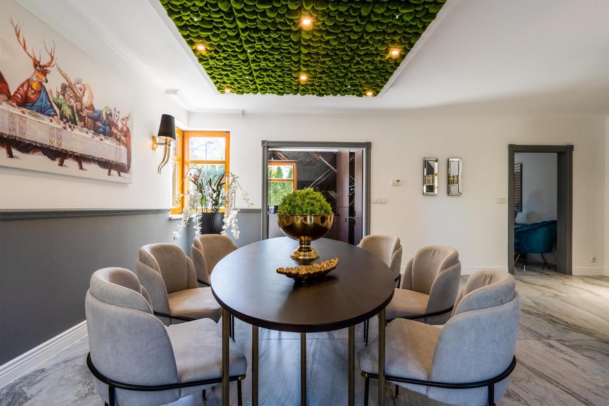 Serenity Prague Villa with garden jacuzzi - Housity