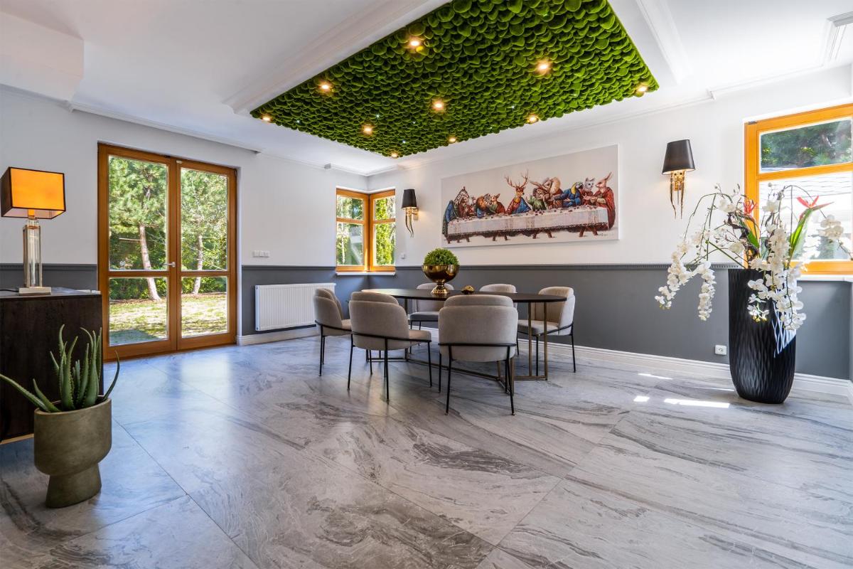 Suitetrails - Serenity Prague Villa with garden jacuzzi