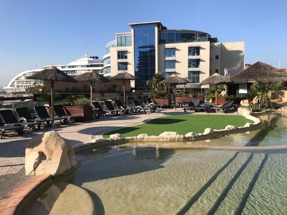 2 bedroom 1 bathroom apt with Communal pools in Ocean Village - Housity