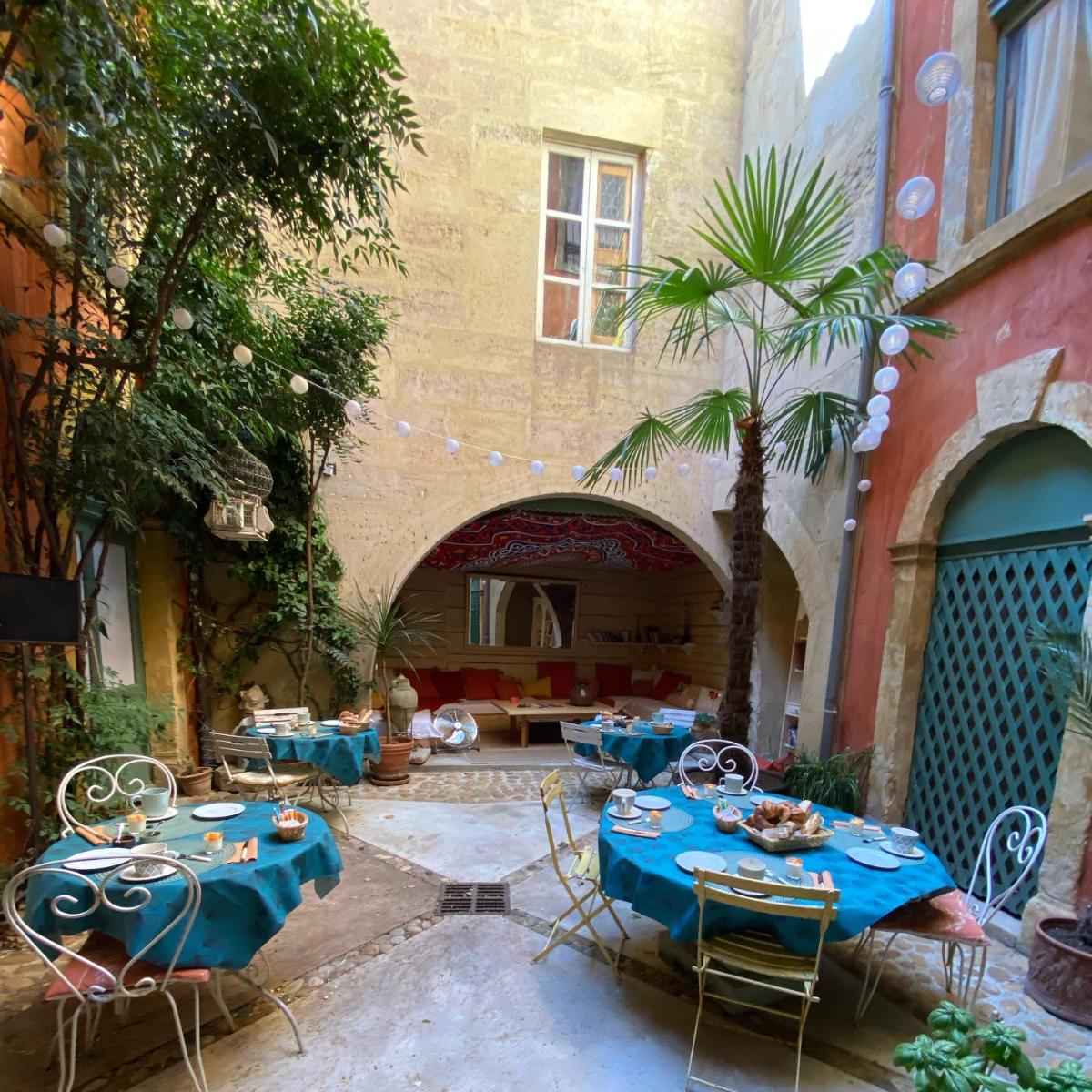 Rue du Château - Housity