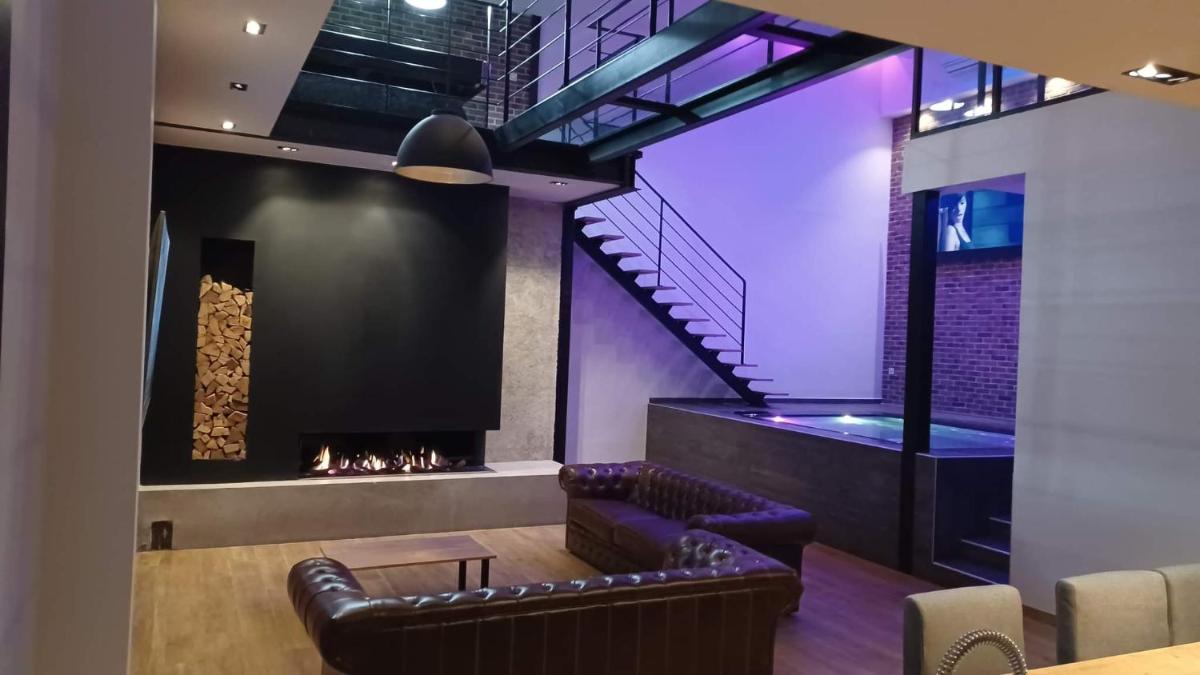 loft d architecte spa sauna billard 12 places ultra contemporain - Housity
