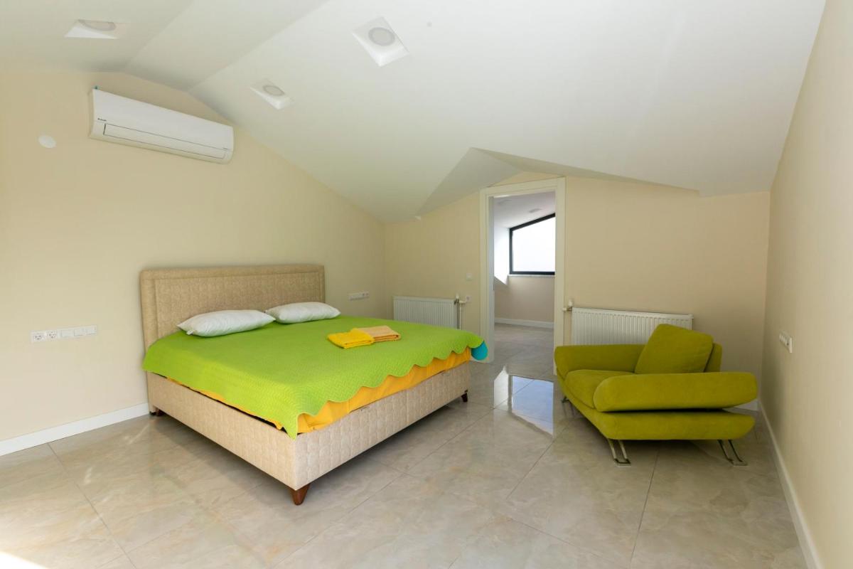 Paradise Town Villa Estella - Housity