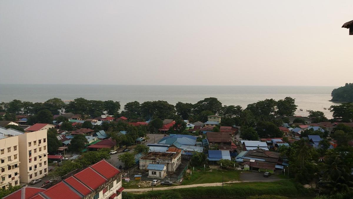 Coastside Homestay - Housity