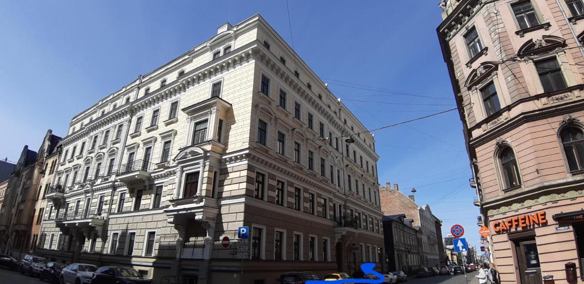 Riga Premium Apartments - ground floor with separate entrance - Housity