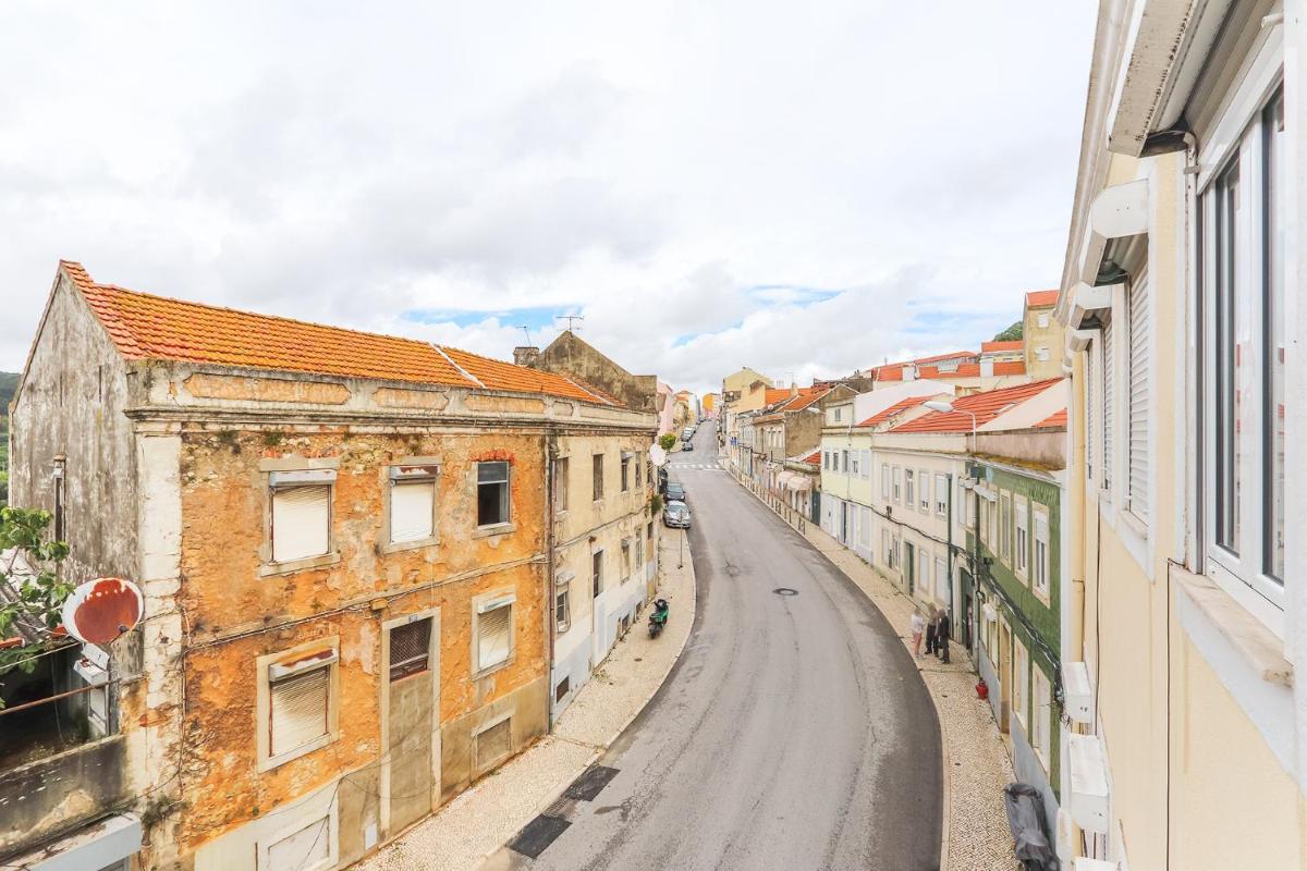 Vita Portucale ! Stylish Apartment Campo Ourique - Housity