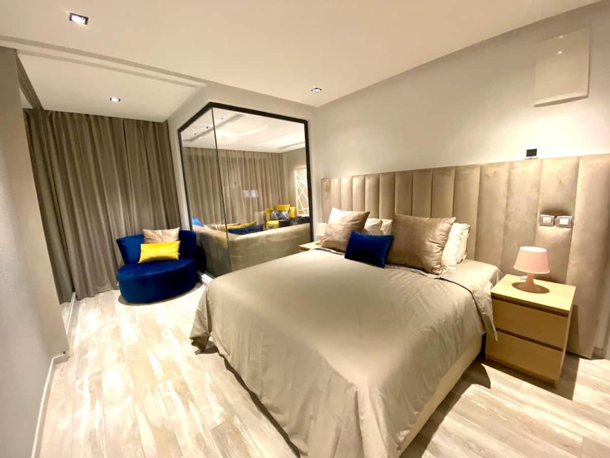 The Dream 11 Modern & Chic flat in the best Area - Housity