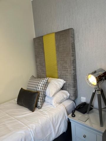 The Masons Arms Hotel - Housity