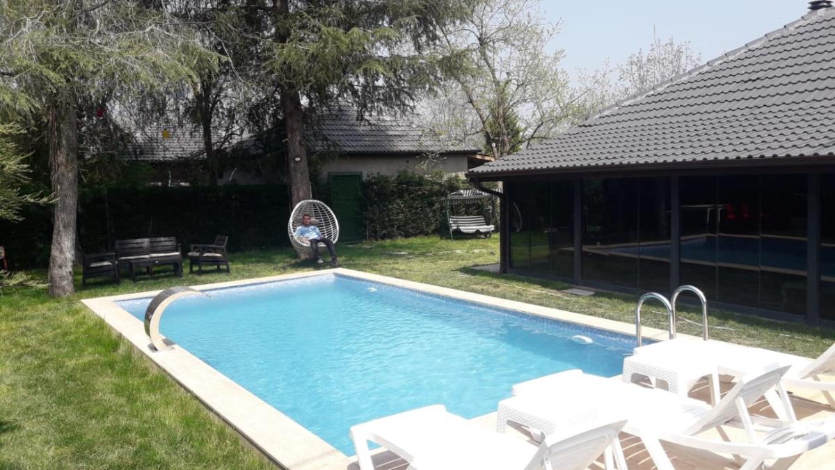 Amazing Villa with Pool Surrounded by Nature in Sapanca - Housity