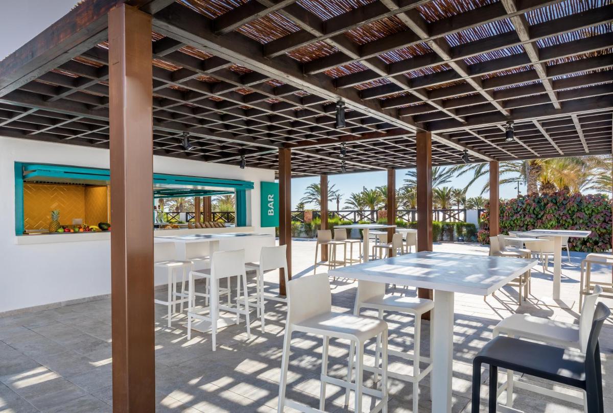 Un restaurante o sitio para comer en Barceló Cabo de Gata