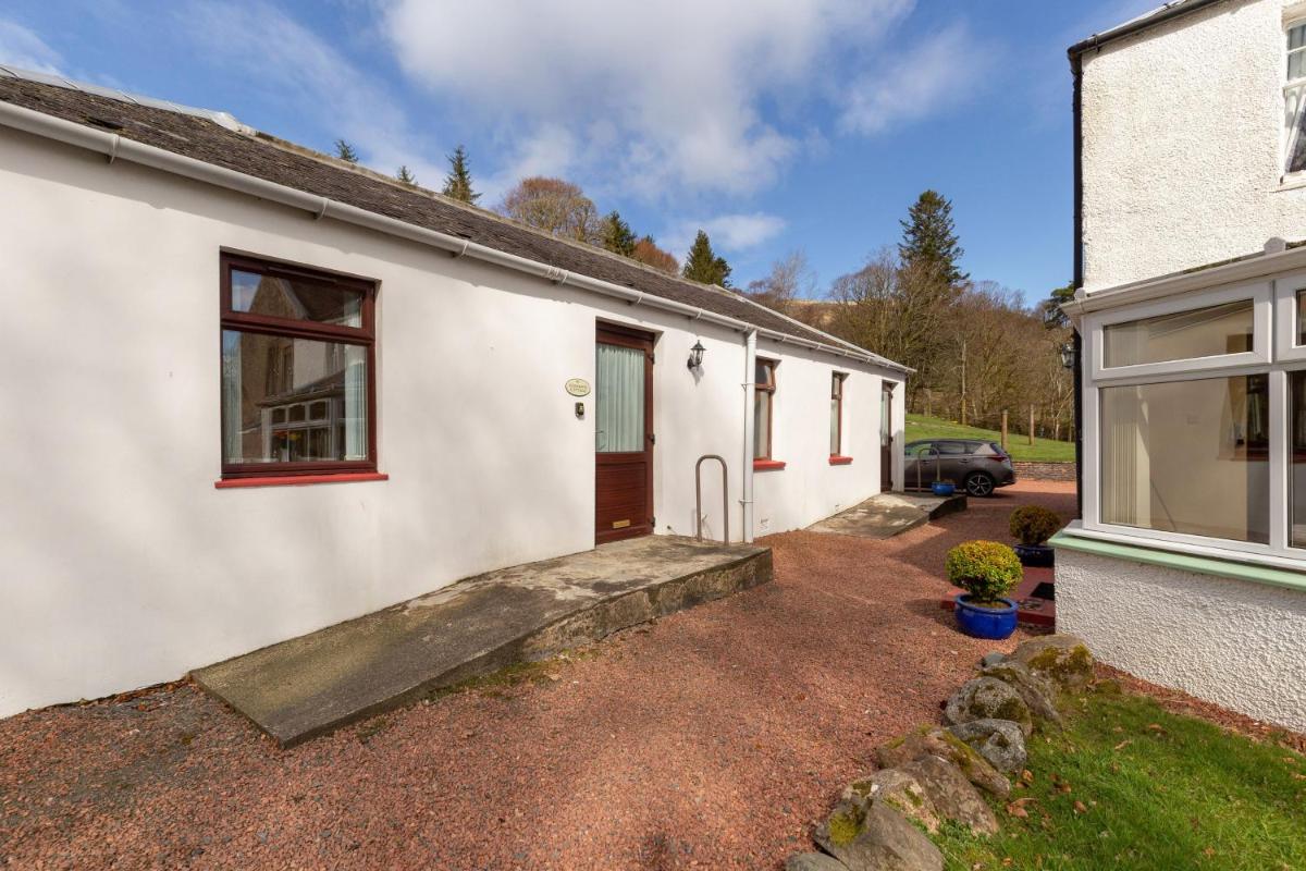 Doonans Cottage - Housity