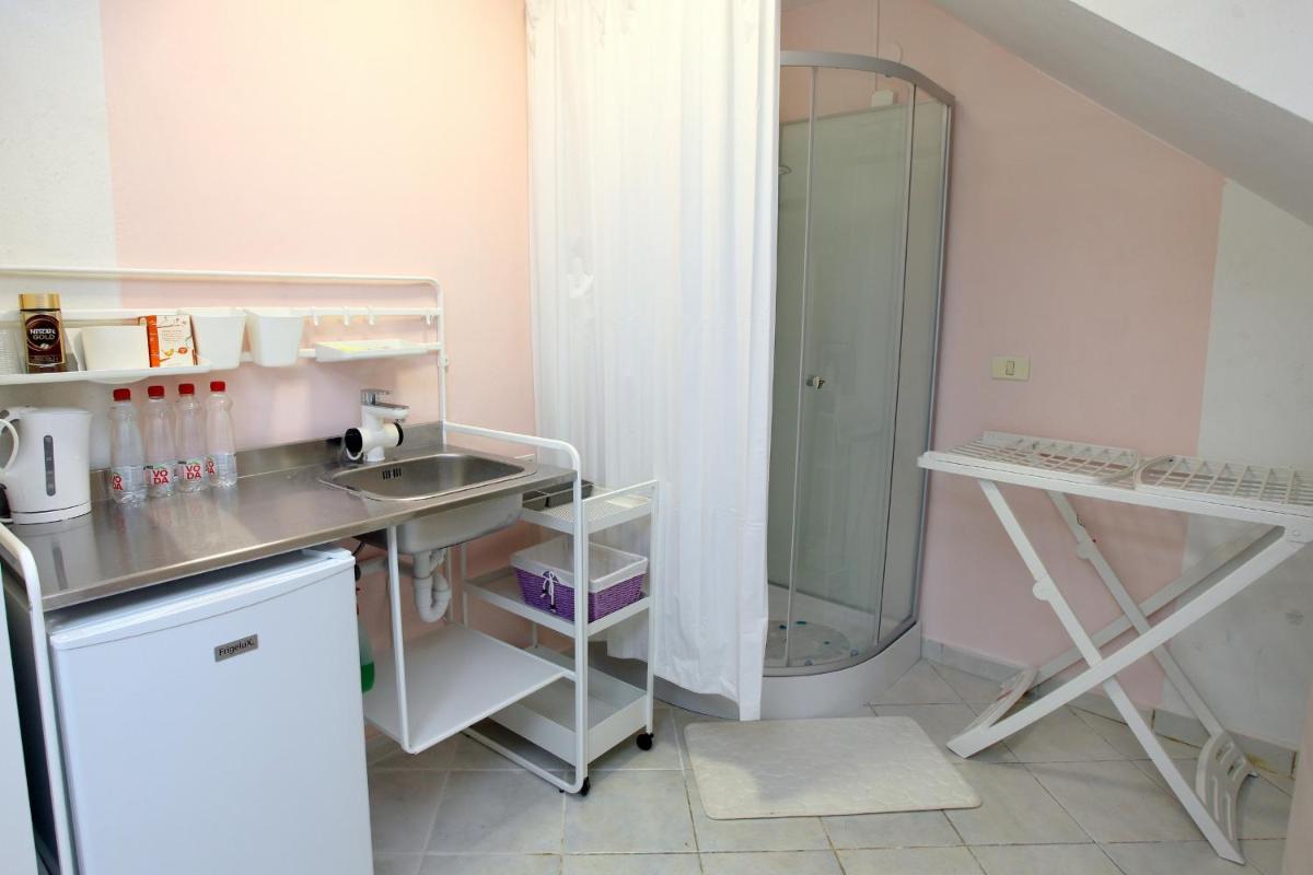 City Room Apartment DATE - Housity
