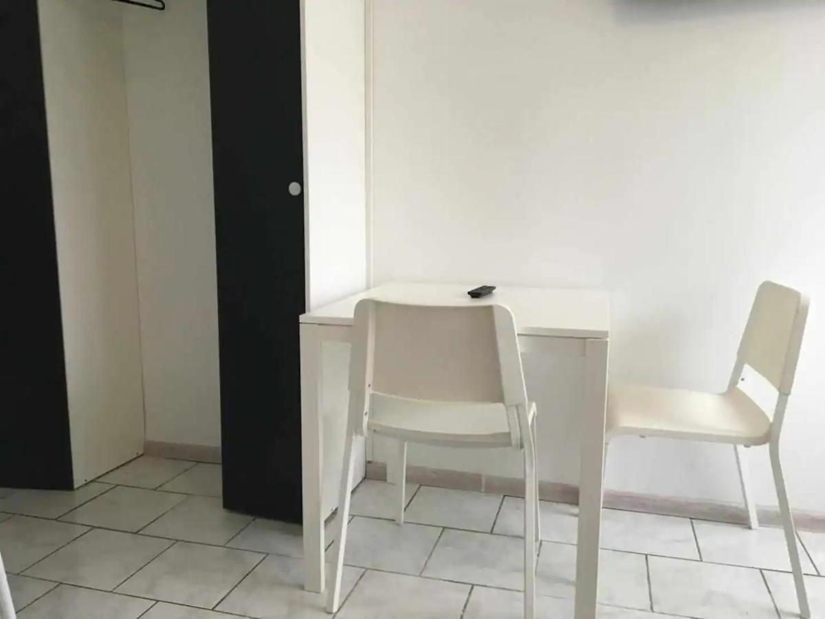 Suitetrails - Studio Lora RM 840