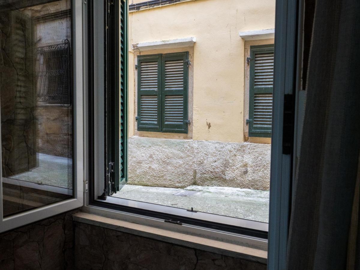 Corfu Old Town Alexandra's Home - Housity