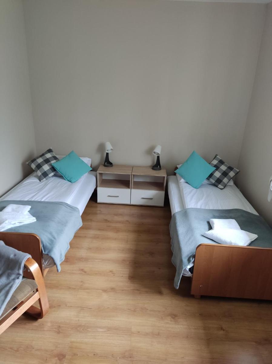 Zielone Buki - Housity