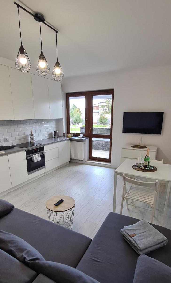 44 - Apartamenty Siedlce - Nowy apartament w centrum przy ul Czerwonego Krzyża - Housity