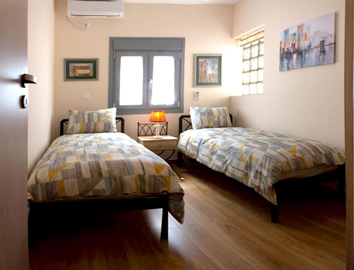 Αcacia House - Fully Equipped Apartment in Glyfada - Housity