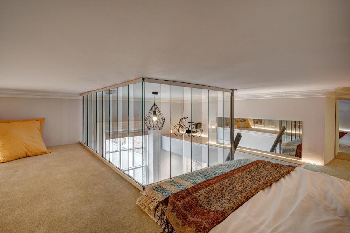 NEW Grade 2 historic flat in the heart of Chester - Housity