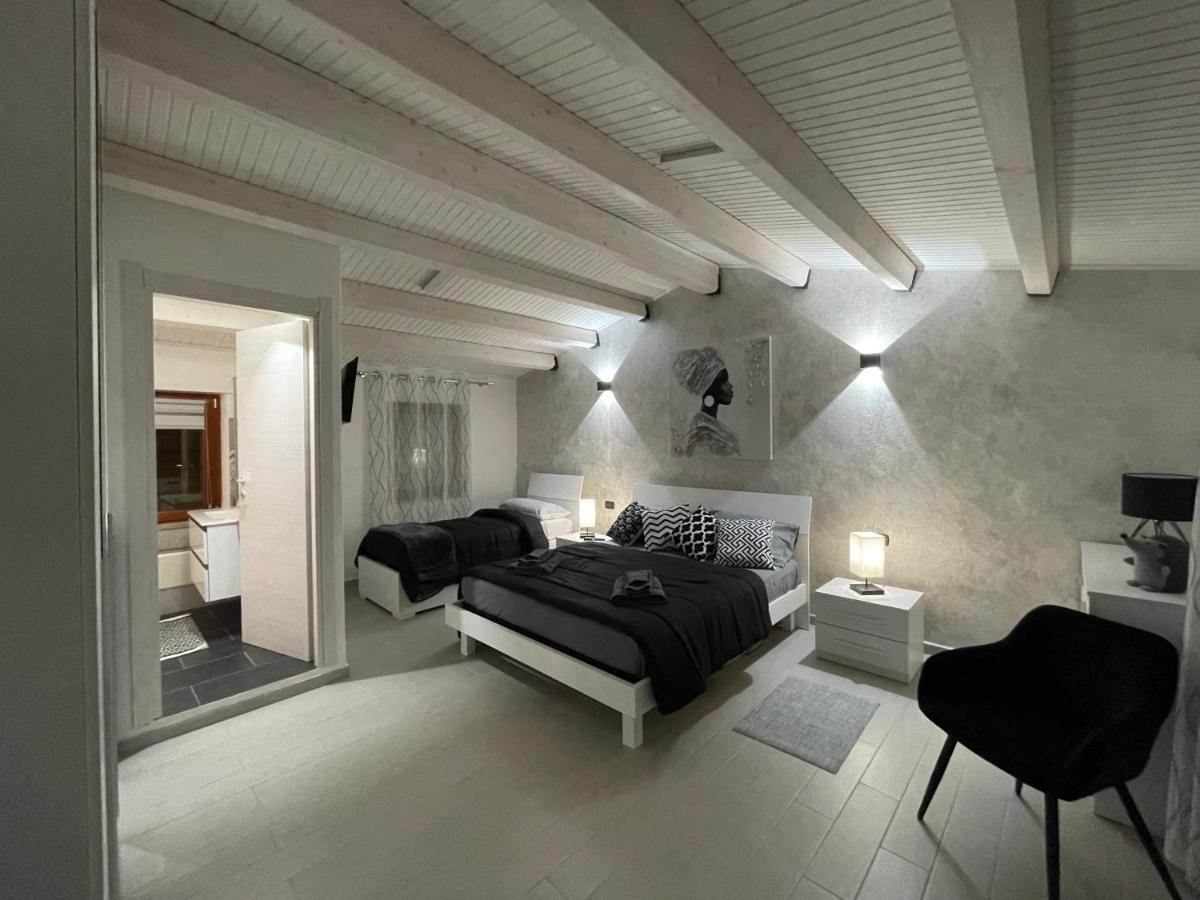 Sweet C&C - Housity