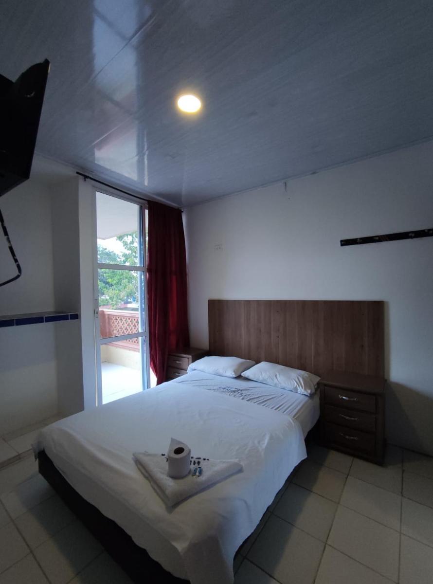 Hotel Venecia - Housity