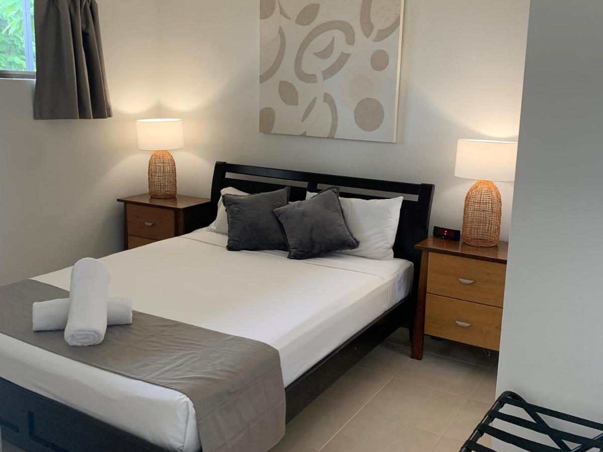 Airlie Beach Apartments - Housity