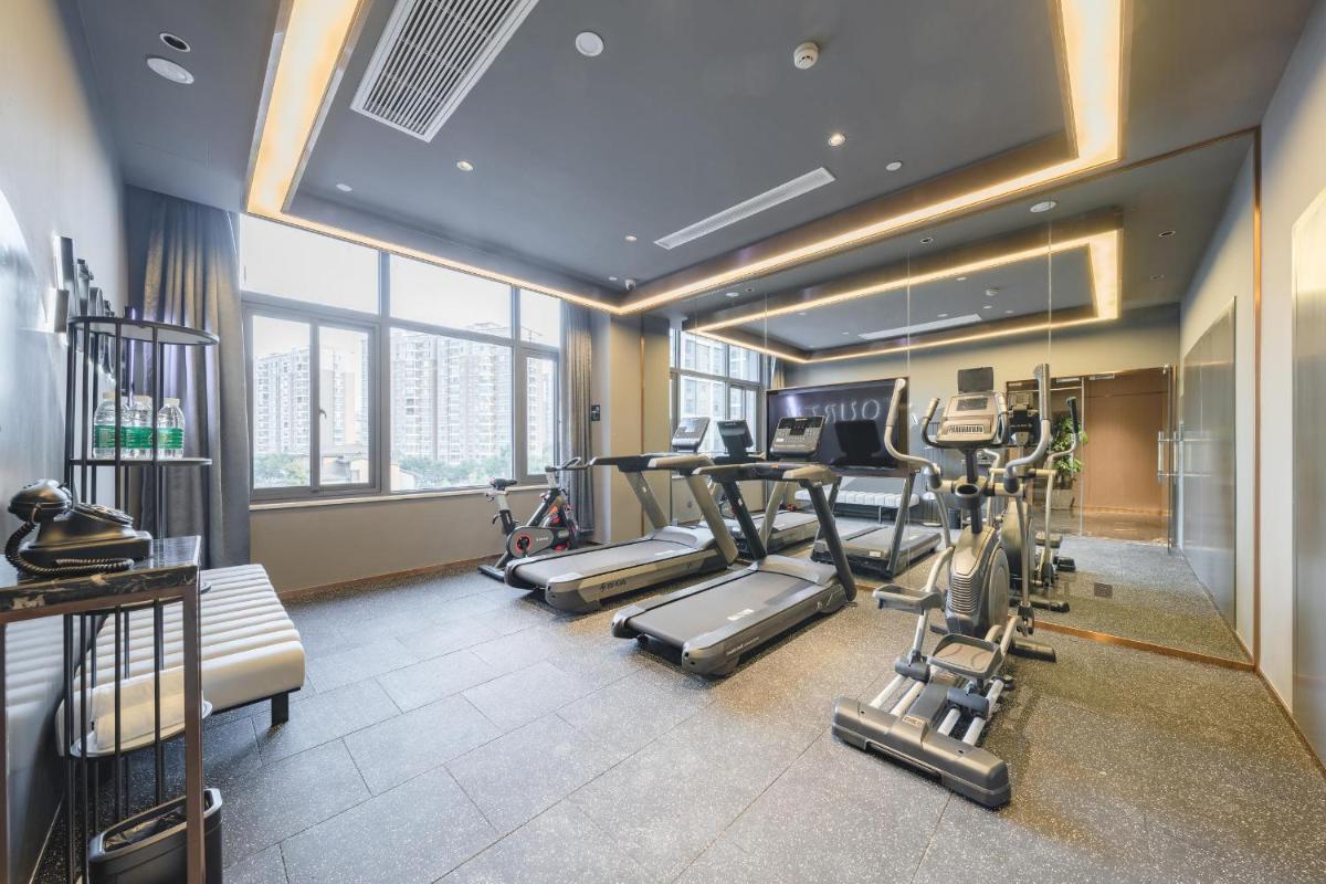 Atour Hotel Kunshan Baoyu Plaza North Changjiang Road - Housity