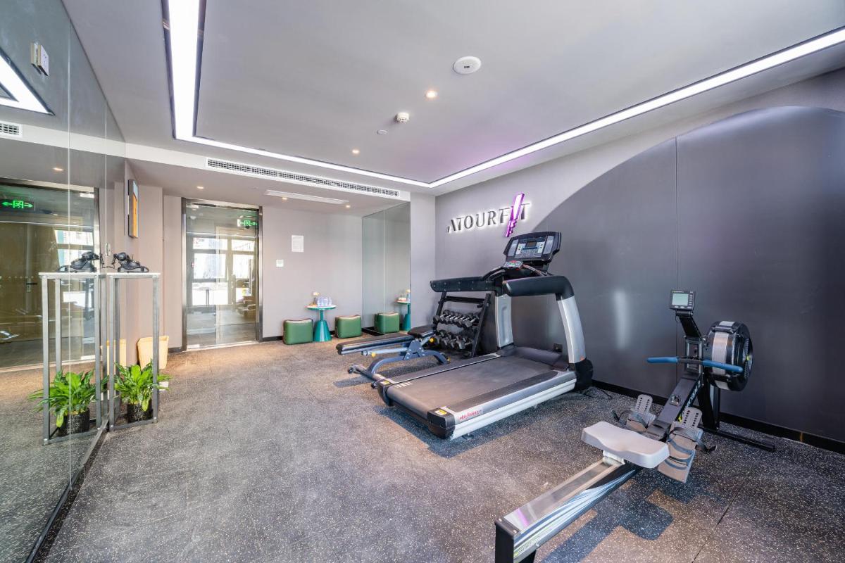 Atour Hotel Wuxi Huishan Wanda Plaza - Housity