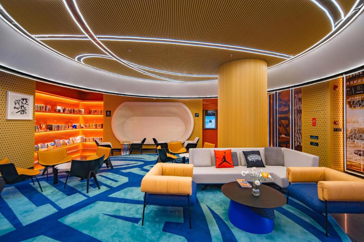 Atour Hotel Basketball Nanchang West Station - Housity